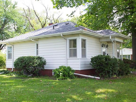 2nd image of 1305 N Lincoln St