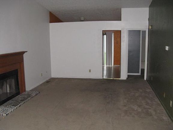 3rd image of 11053 E Amburg Ct