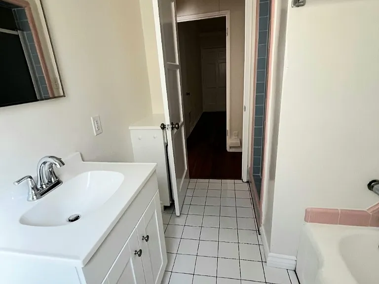 6542 Franklin Ave #14 — Photo 11