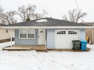 1130 Church Rd, Aurora, IL 60505