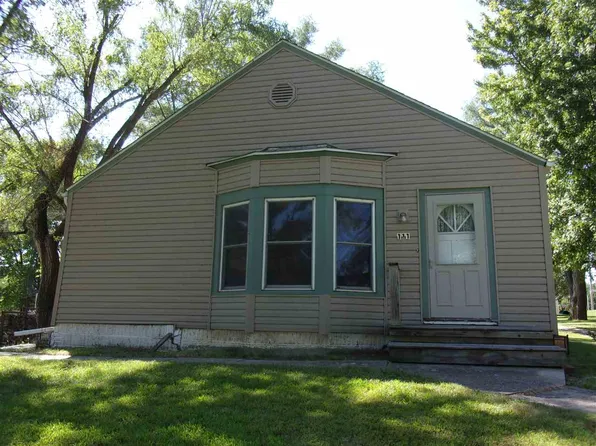 111 Elm St, Wakefield, KS 67487