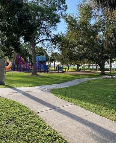 603 Park Blvd — Photo 26