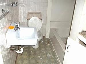 2nd image of 44 E 2nd St