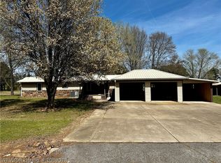 2100 Horne St, Lavaca, AR 72941