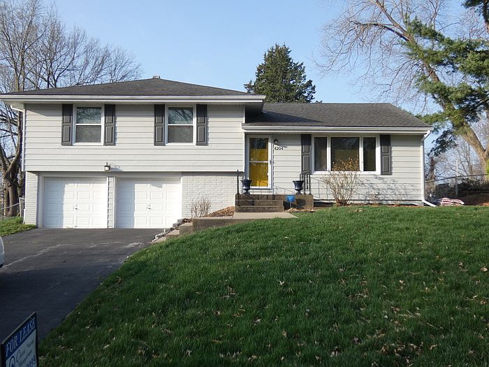 1st image of 4204 N Cypress Ave