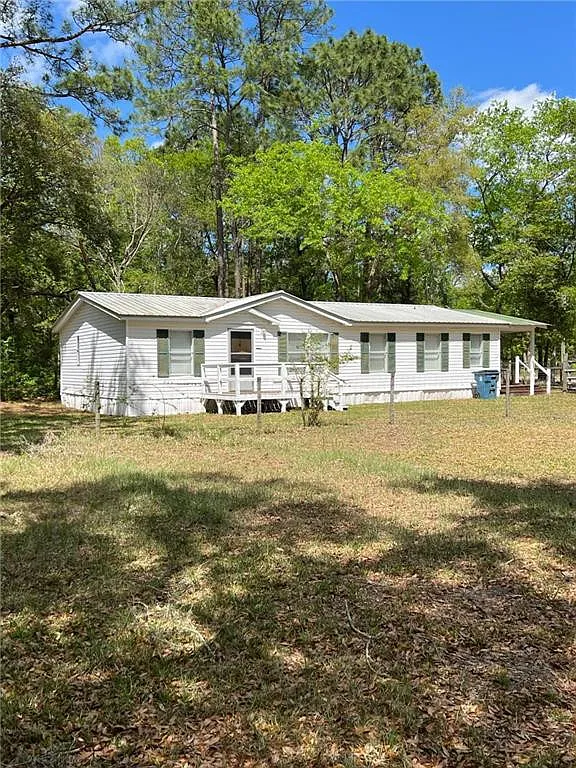 3 bed, 2.0 bath, 1344 sqft, $1,225 — Photo 1