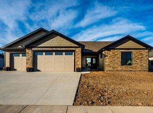 140 Sunrise Ln, Sheridan, WY 82801