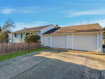 382 Beavertail Rd, Jamestown, RI, 02835
