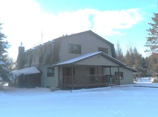 W7592 E 26th Rd, Crivitz, WI 54114