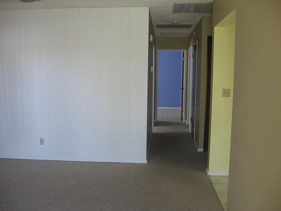 3rd image of 1105 Levich Cir