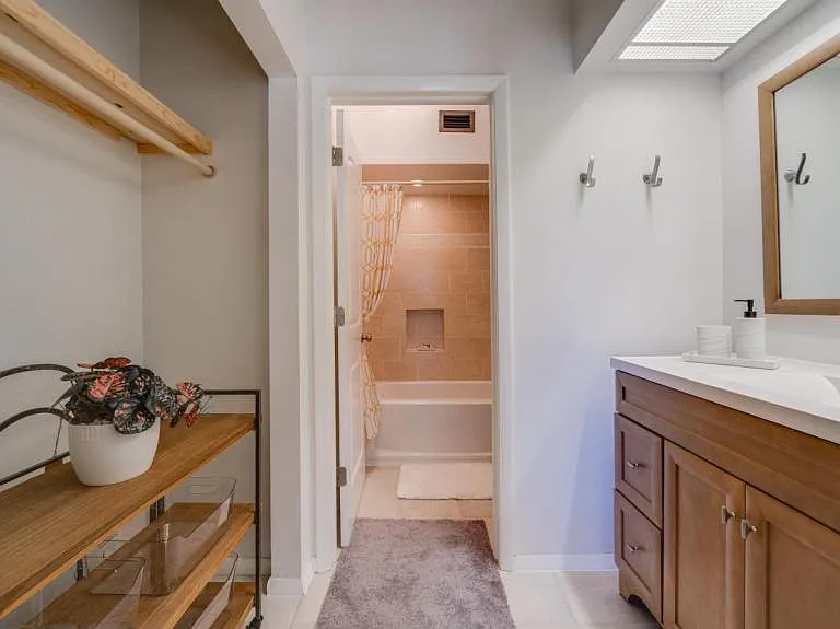 15080 Riverbend Blvd — Photo 11
