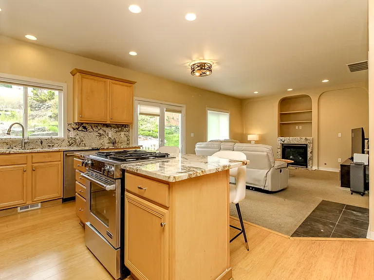 3904 53rd St NE — Photo 12