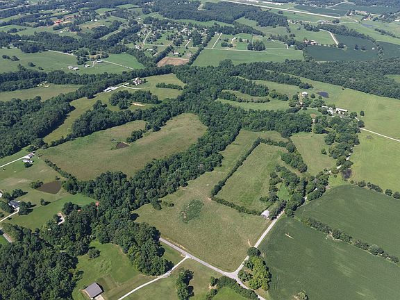 5th image of 150 Piper Rd