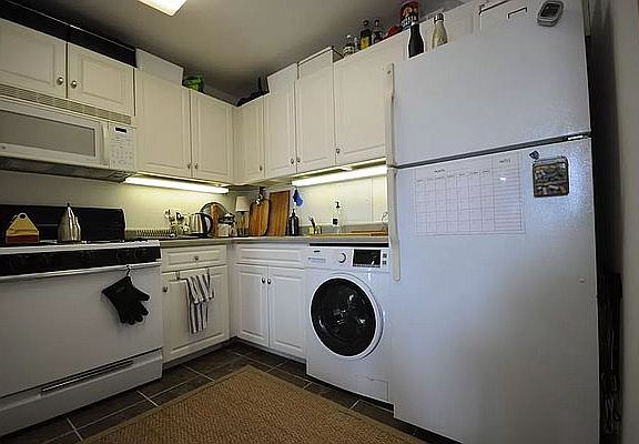 4th image of 152 Ludlow St APT 6B