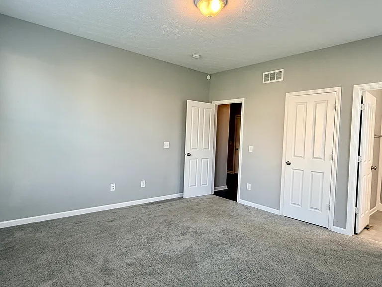 15660 Monson Dr — Photo 18