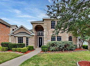 222 Paradise Way, Red Oak, TX 75154