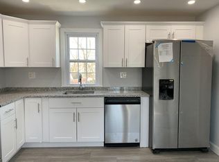 107 Spring St, Quincy, MA 02169