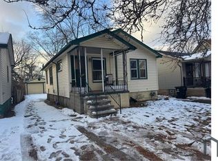 6045 Auburn St, Detroit, MI 48228
