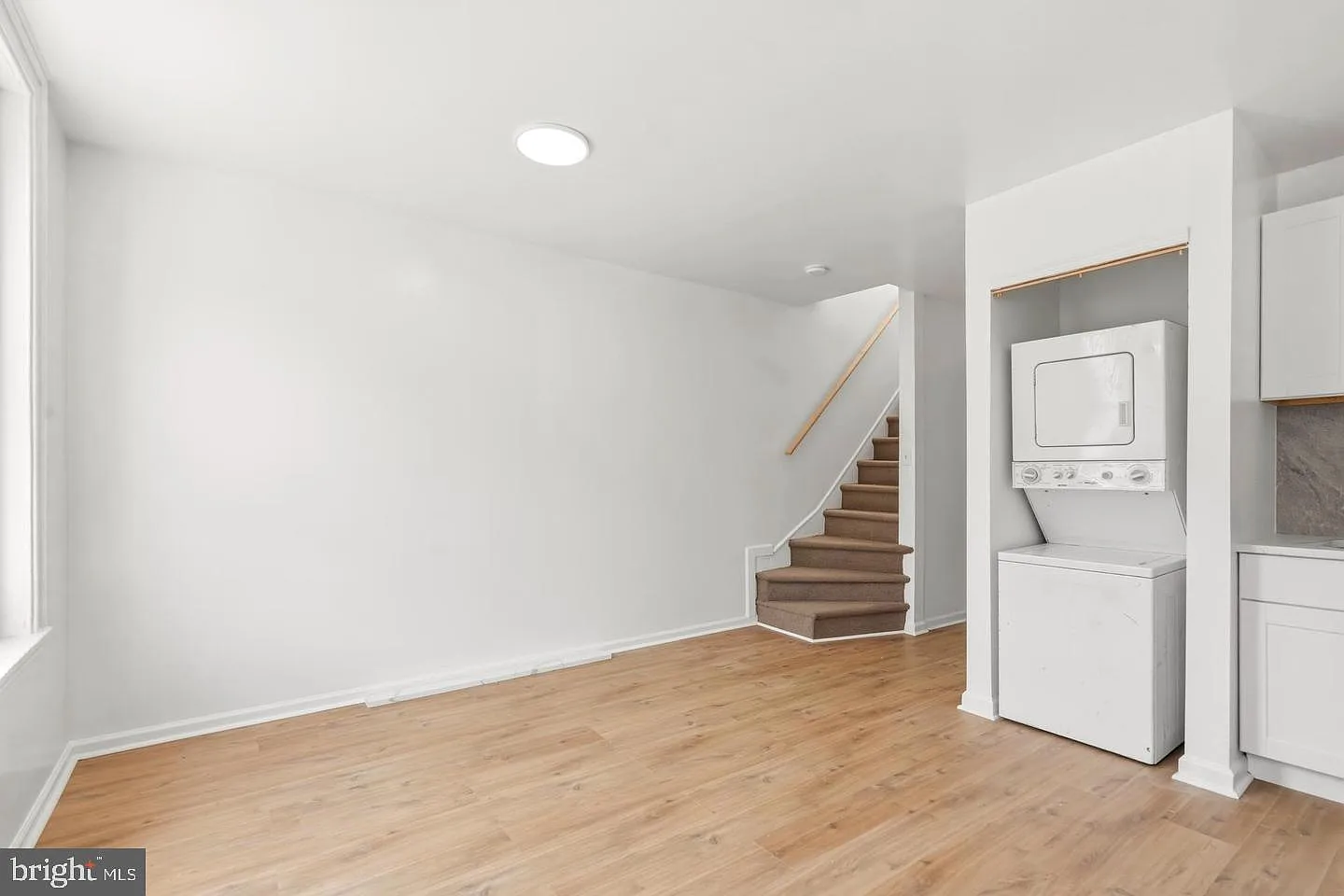 4035 Green St — Photo 3
