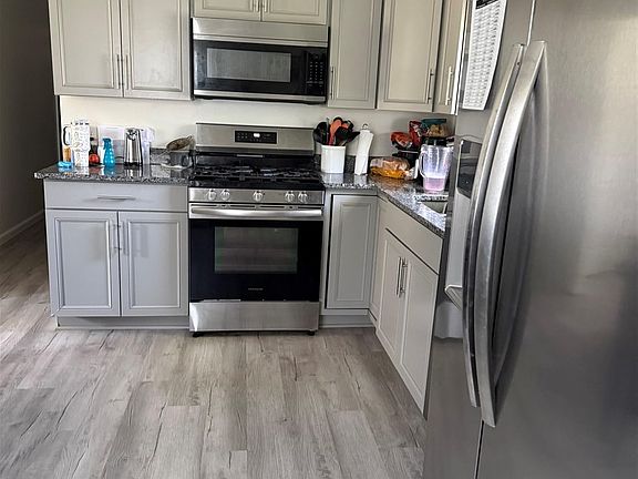 3rd image of 501 Alan Dr