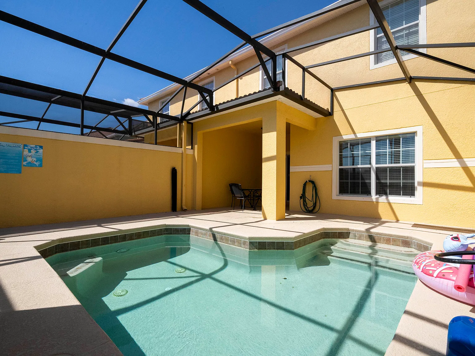 4 bed, 1902 sqft, $2,800 — Photo 1