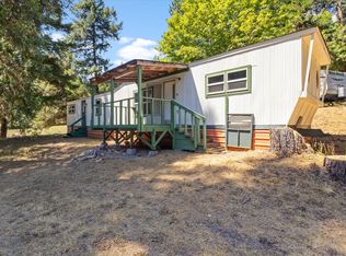 2899 Reuben Rd, Glendale, OR 97442