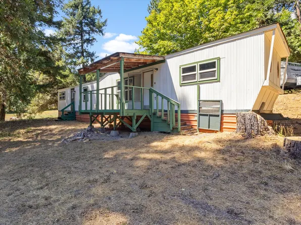 2899 Reuben Rd, Glendale, OR 97442