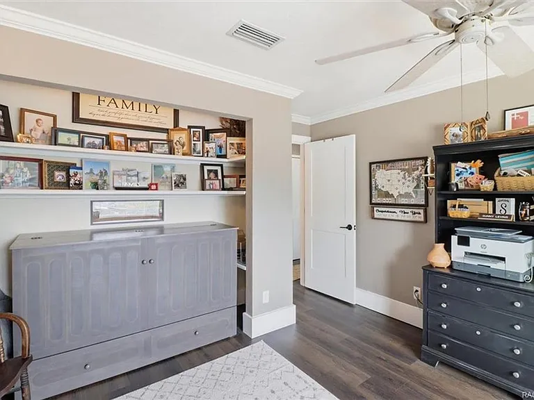 1637 SE Paradise Cir #204 — Photo 29