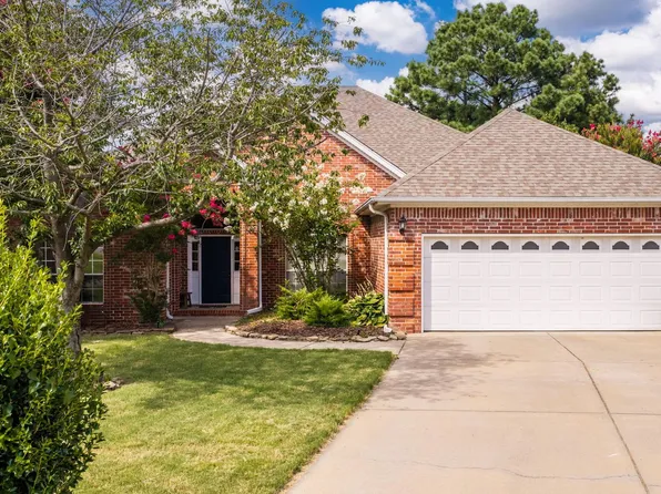 15 Iris Cv, Maumelle, AR 72113