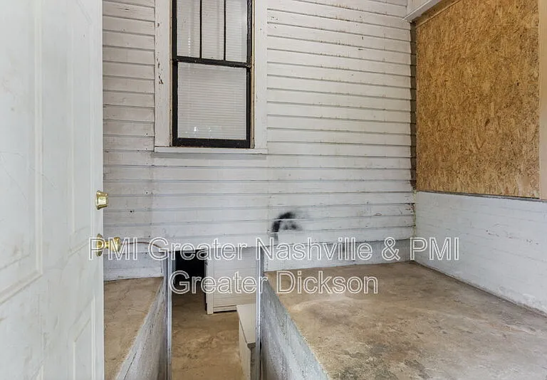 4859 Highway 100 — Photo 35