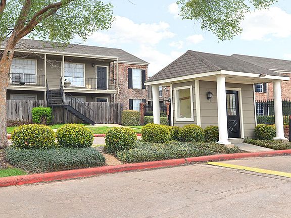 5th image of 16 Charleston Park Dr #412