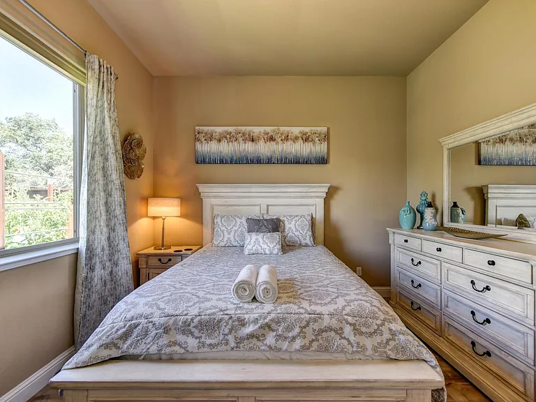 1410 W Colonial Pkwy — Photo 15
