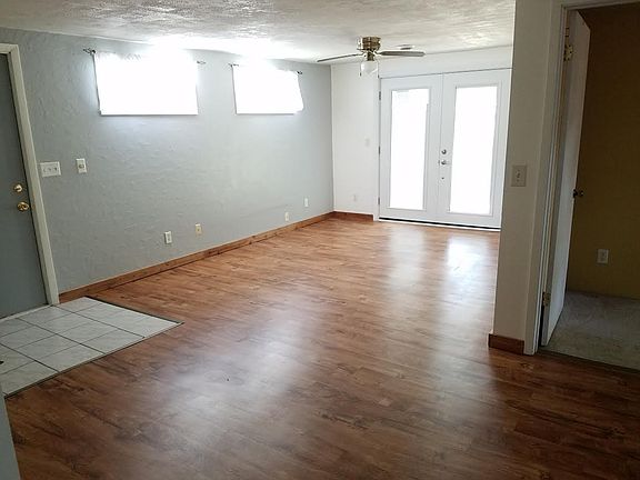FR w/ updated flooring