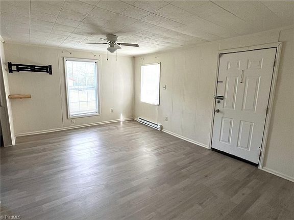 2nd image of 21 Circle Dr