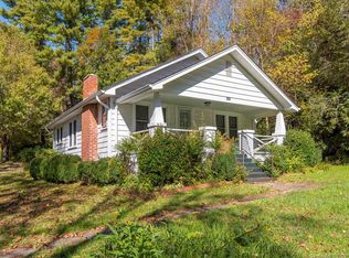 980 & 982 Monte Vista Rd, Candler, NC 28715