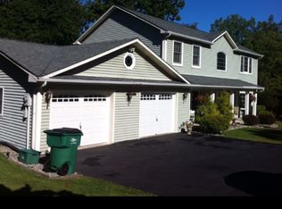 41 Quail Run Rd, Hopewell Junction, NY 12533