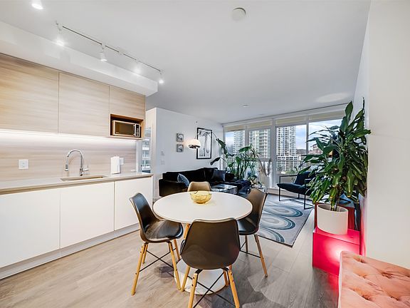 3rd image of 525 Foster Ave #1204