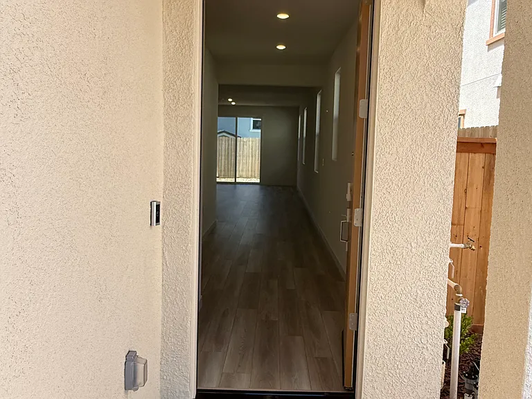 4533 Field View Dr — Photo 5