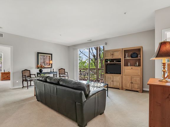 4th image of 34451 N Old Walnut Cir Unit 207