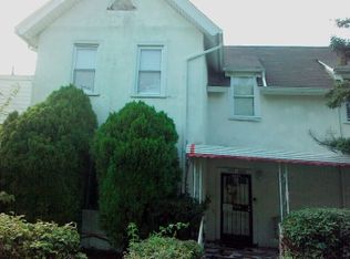 1377 Gipson St, Far Rockaway, NY 11691