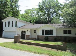 1214 Crymes Cove Rd, Waynesville, NC 28786