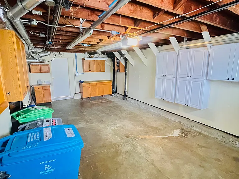 3719 Irving St — Photo 19