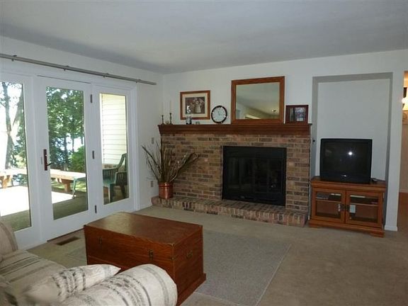 2nd image of 61810 Bayshore Dr