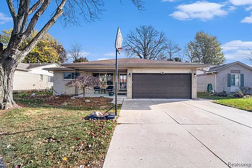 41720 Mary Kay Dr Photo 1