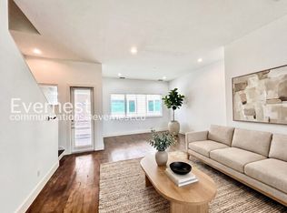 1205 Silver Mill Dr, Dallas, TX 75215