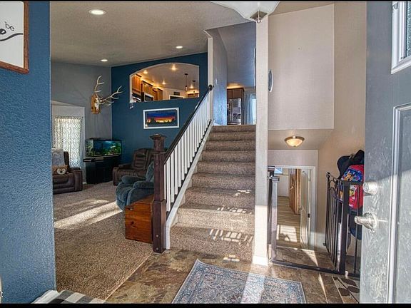 2nd image of 51 Kara Ridge Rd