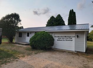 6780 Boone Rd, Traverse City, MI 49685