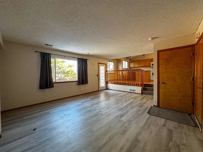 10880 Acadia Pl — Photo 15
