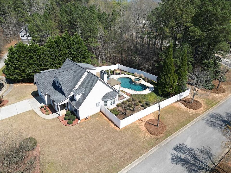 1st image of 100 Peyton Ct