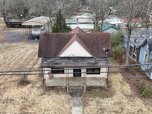 2nd image of 1105 7th St